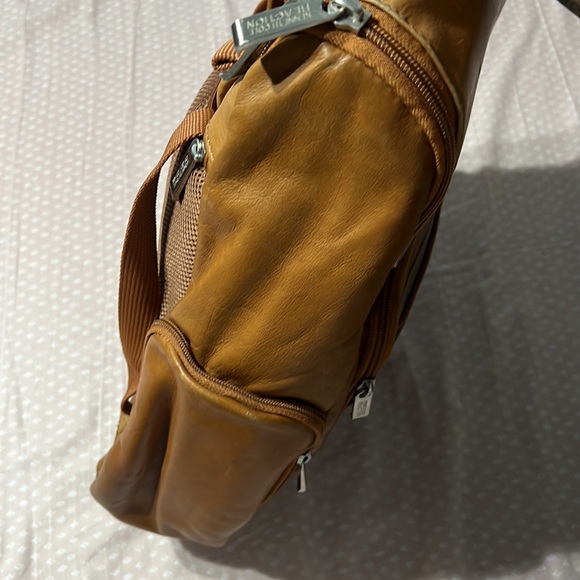 Kenneth Cole reaction backpack - Picture 8 of 11